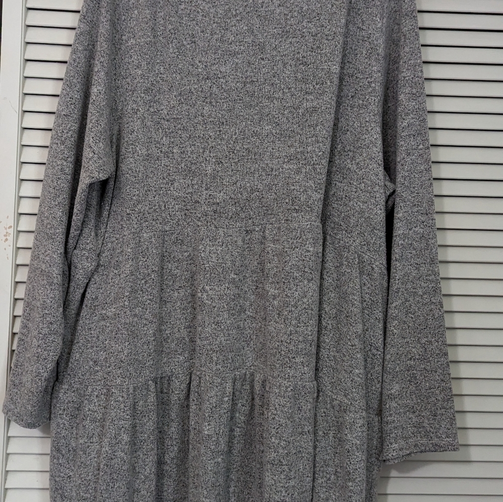 Torrid 4x super soft tunic long sleeves and knee length.